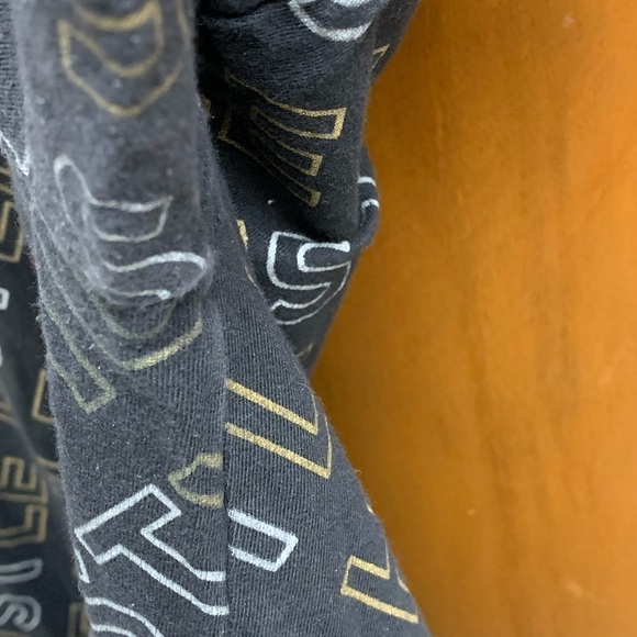 PHAT FARM “hustle” T shirt medium 💯 cotton some underarm piling *see pic - Picture 6 of 7